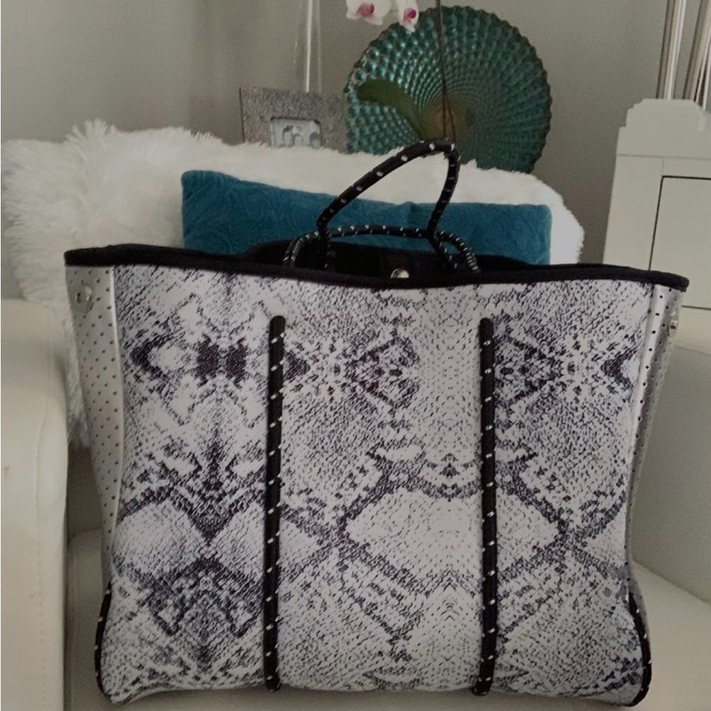 Neoprene TOTES - Picture 2 of 2